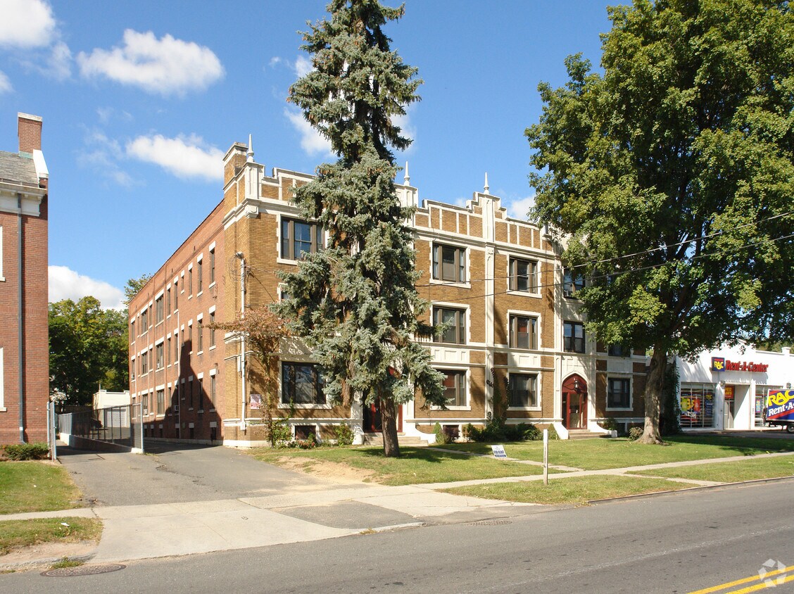 Primary Photo - 577-583 Prospect Ave