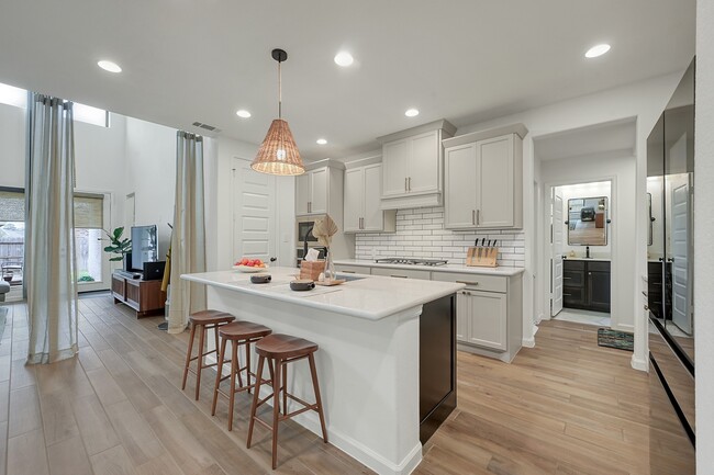 Building Photo - 647 Sand Branch Dr