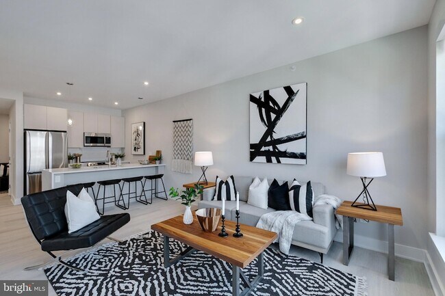 Foto del edificio - 1533 Ridge Ave