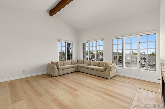 Building Photo - 378 Playa Blanca