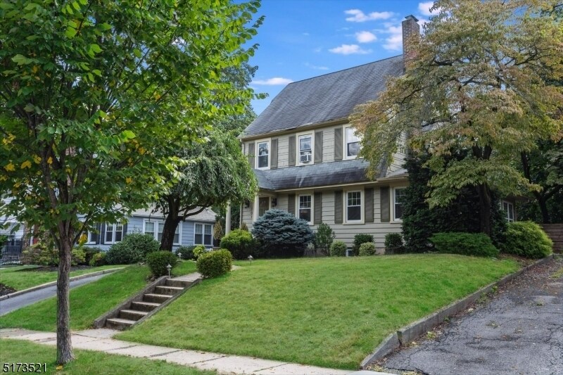 Primary Photo - 101 Hawthorne Ave