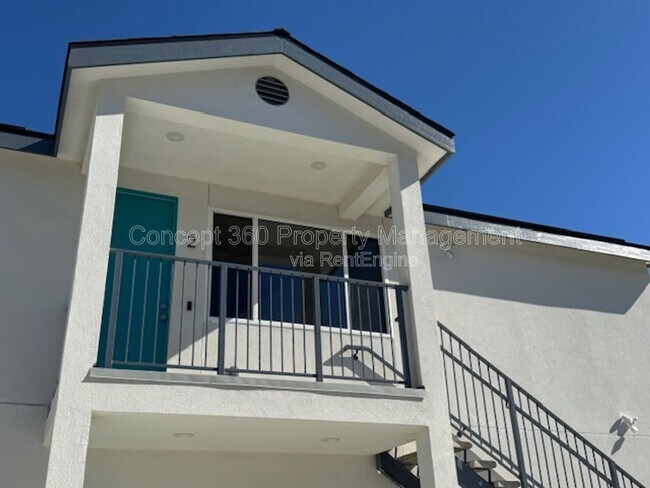 Building Photo - 6170 Briercrest Ave