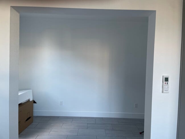 Building Photo - 1150 Mitchell Ln