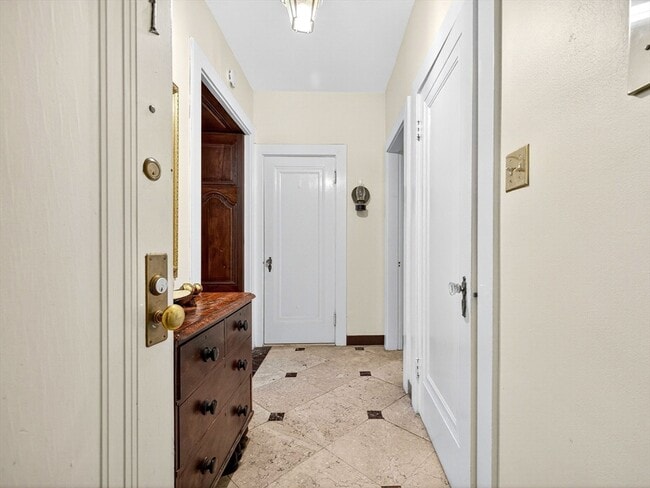 Foto del edificio - 93 Beacon St