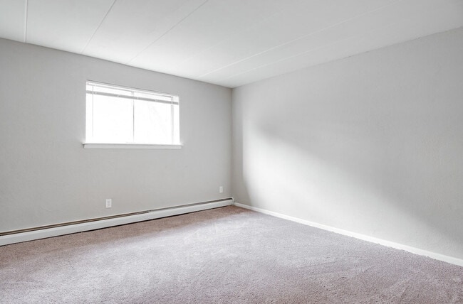 Building Photo - Delco Apartments