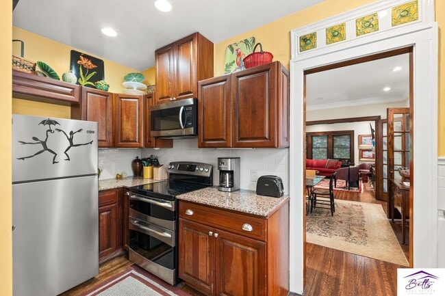 Photo - 132N33RD Apartment