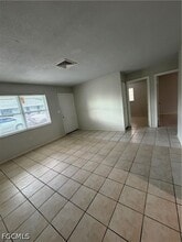 Building Photo - 5517 Sixth Ave