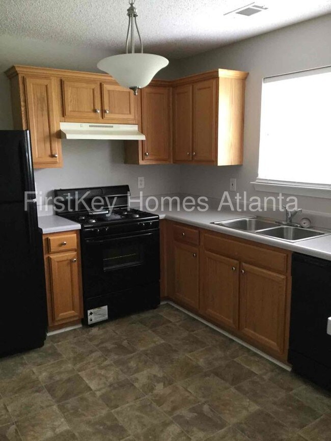 Building Photo - 512 Vineyard Rd