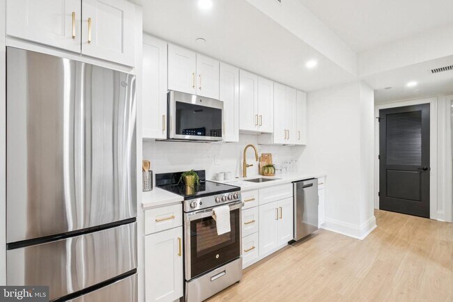 Foto del edificio - 135 S 19th St