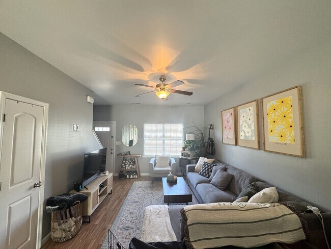 Foto del edificio - 500 Oyster Rock Ln
