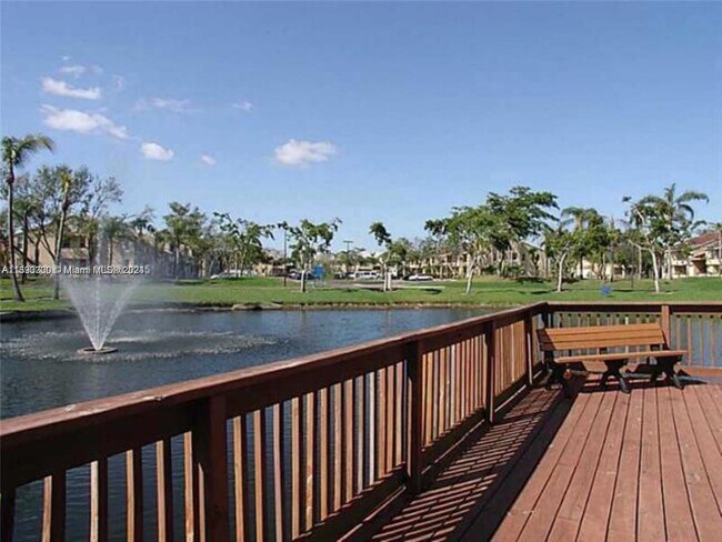 Building Photo - 651 Lyons Rd