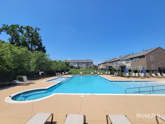Building Photo - 104 Brier Crossings Loop