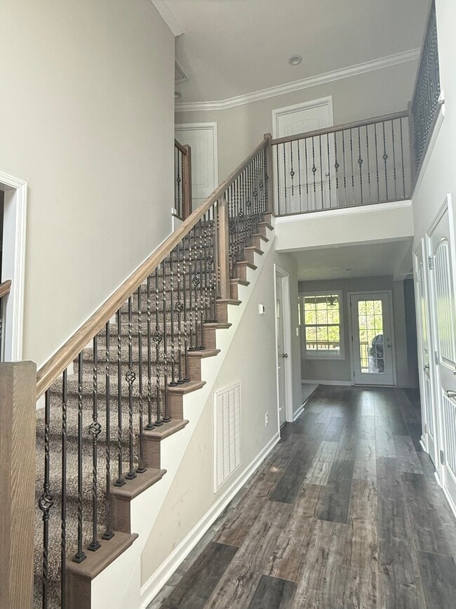 Front Entryway + staircase - 1110 Stonebrook Dr