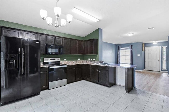 Building Photo - 1524 Wedgewood Cv