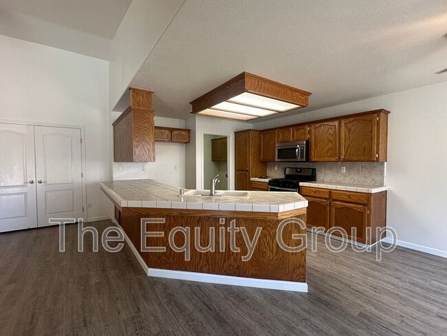 Foto del edificio - 2322 E Beech Ct