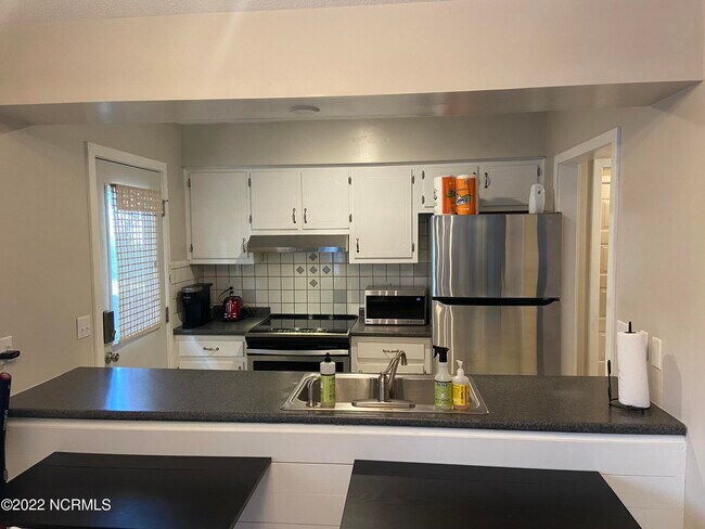 Foto del edificio - 3416 Osprey Ln