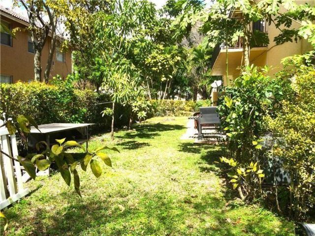 Foto del edificio - 4286 NW 114th Terrace