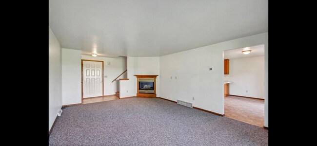 Building Photo - 658 Menlo Park Rd