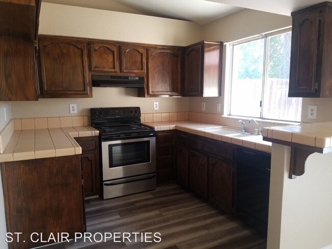 Building Photo - 3 br, 2 bath House - 4405 Silverwood Lane