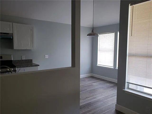 Foto del edificio - 107 Meadowside Dr
