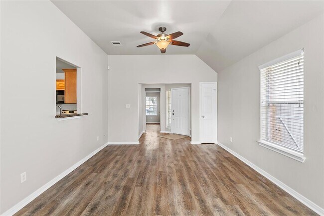 Foto del edificio - 314 Broken Pine Ct