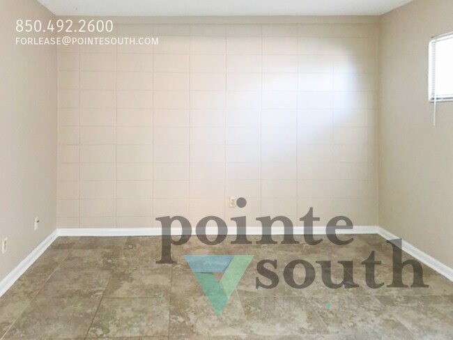 Foto del edificio - Lots of Amenities and Utilities Included!