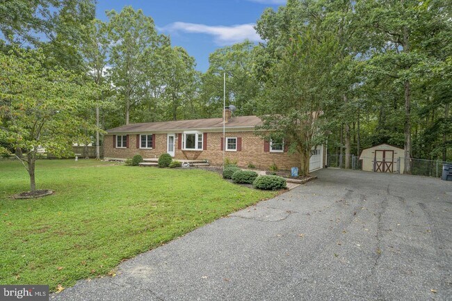 Building Photo - 26755 Yowaiski Mill Rd
