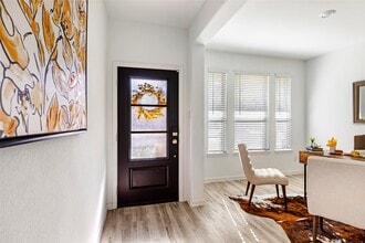 Building Photo - 1650 Chart Dr