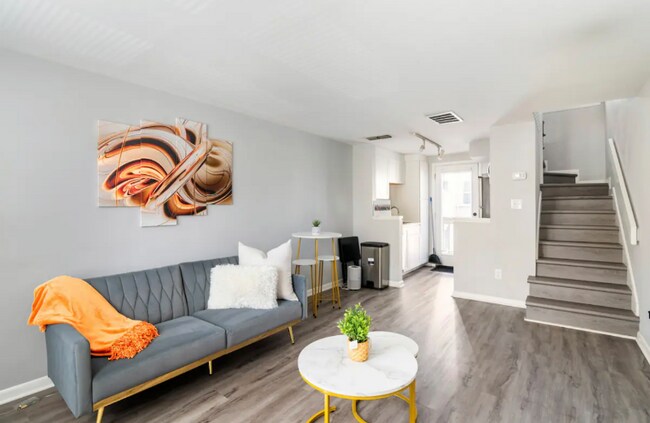 Foto del edificio - 721 N Poplar St