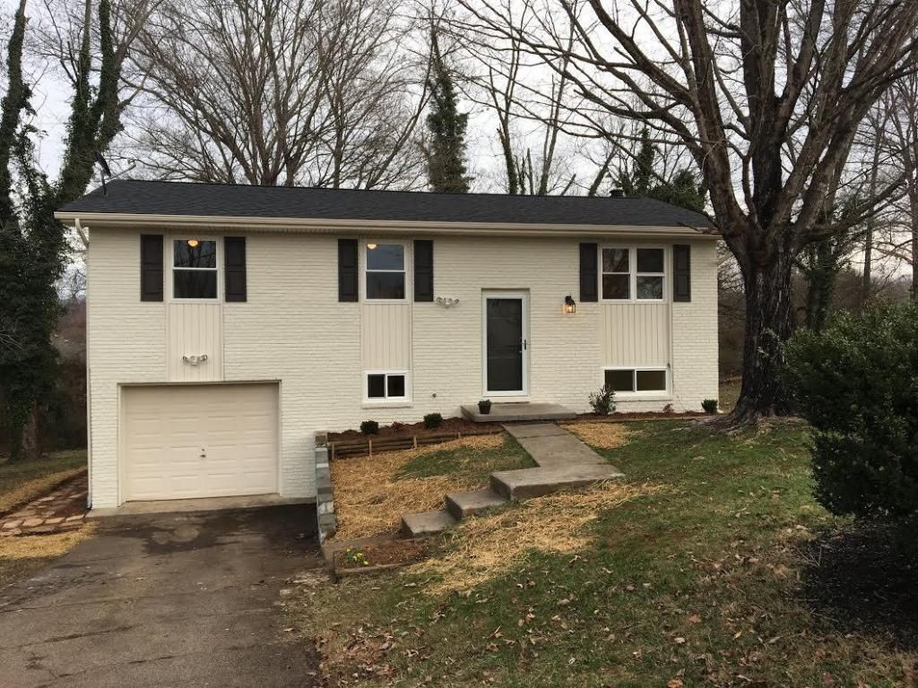 Photo - 1318 Scotsbury Cir SW (Knoxville, TN)