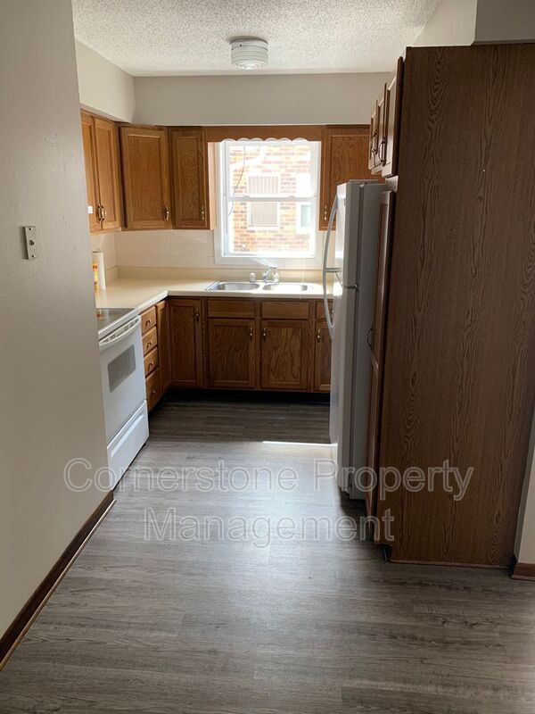 Building Photo - 438 N 26th Pl