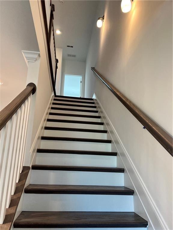 Foto del edificio - 6605 Beacon Dr
