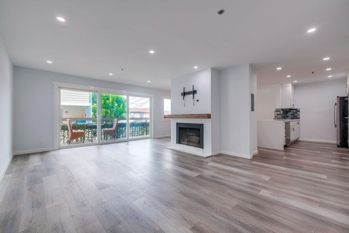 Foto principal - 230 S Catalina Ave