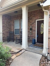 Building Photo - 28014 Wind Hawk Dr