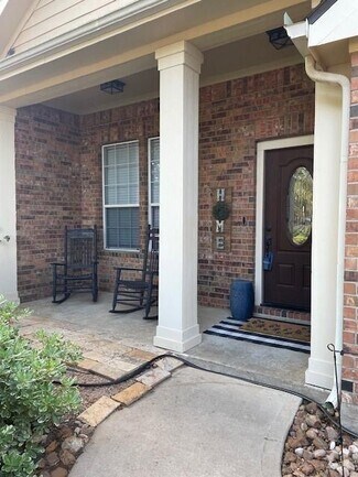 Building Photo - 28014 Wind Hawk Dr