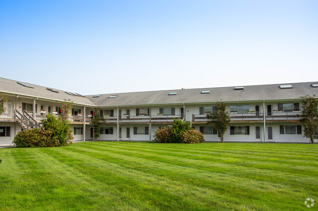 Building Photo - Amagansett Dunes