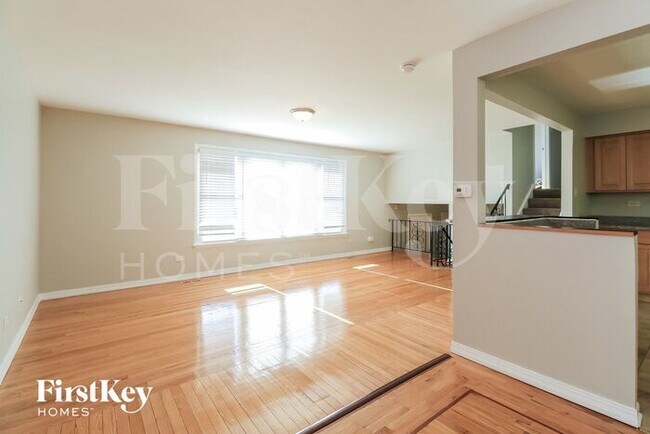 Foto del edificio - 624 Hickok Avenue