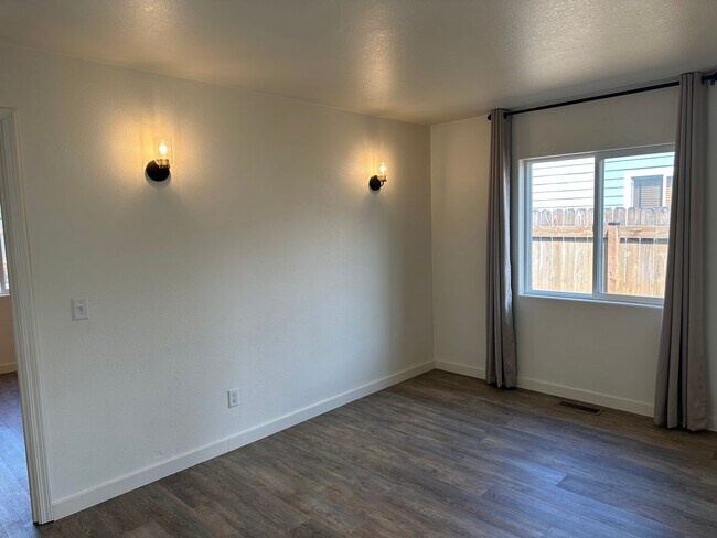 Foto del edificio - Charming 1 bedroom 1 bath house in Springf...