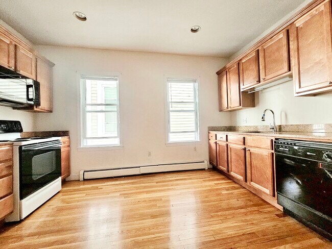 Foto del edificio - 141 Hillside St