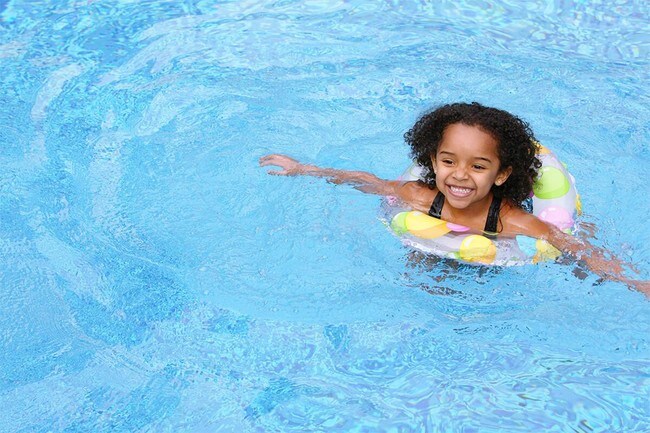 community with refreshing pools to soak up the sun - Renaissance Gardens Apartments