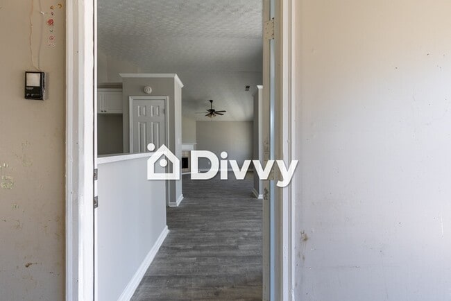 Building Photo - 144 Crystal Brook