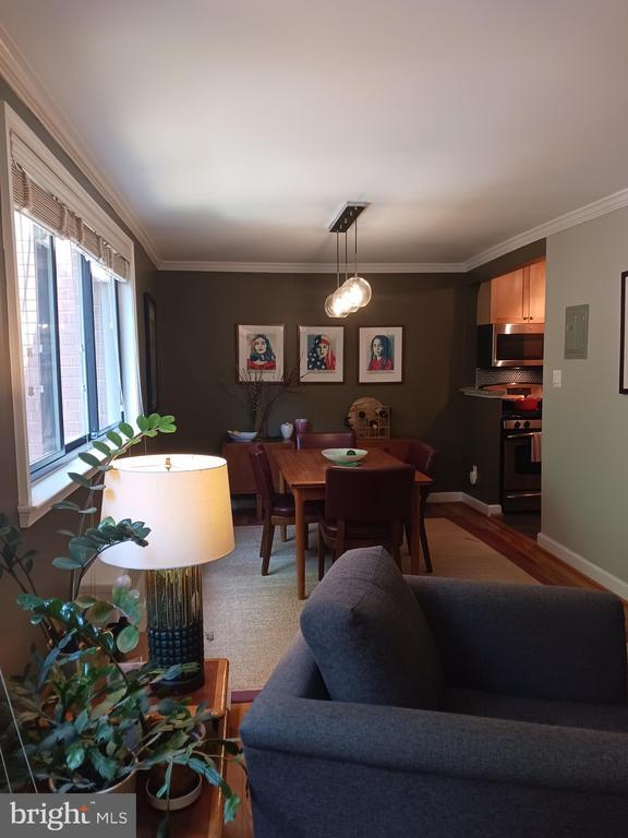 Foto del edificio - 2725 39th St NW
