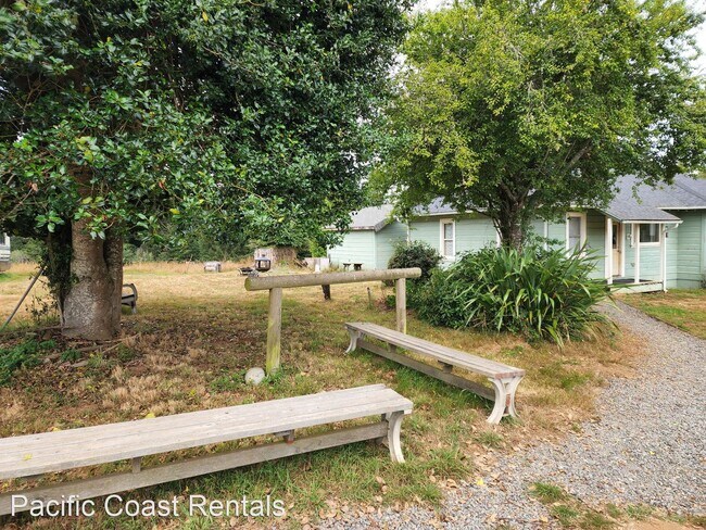 Building Photo - 3 br, 2 bath House - 1370 Aldergrove Rd