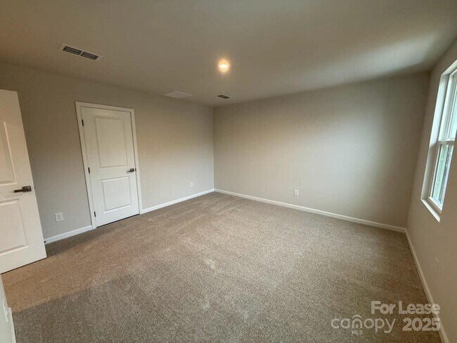 Foto del edificio - 10124 Florentine Wy