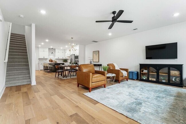 Foto del edificio - 4128 W Olive St