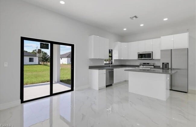 Foto del edificio - 3913 4th St SW