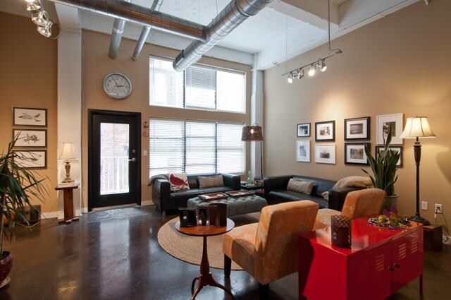 Open Living Space - 239 5th Ave N