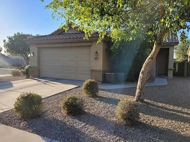 Foto del edificio - 522 W Julie Dr