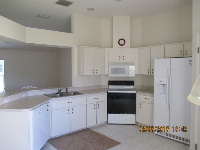 Foto del edificio - Lovely Oakwood Village Home