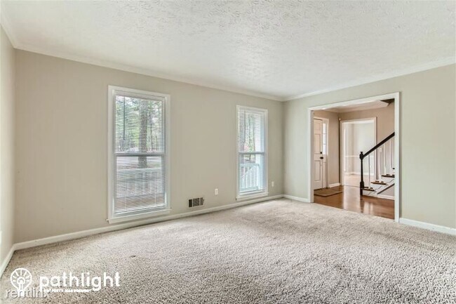 Foto del edificio - 4 br, 2.5 bath House - 110 Wind Clan Court...